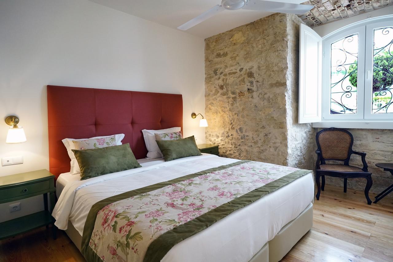 Quarto Standard com Cama de Casal ou 2 de Solteiro