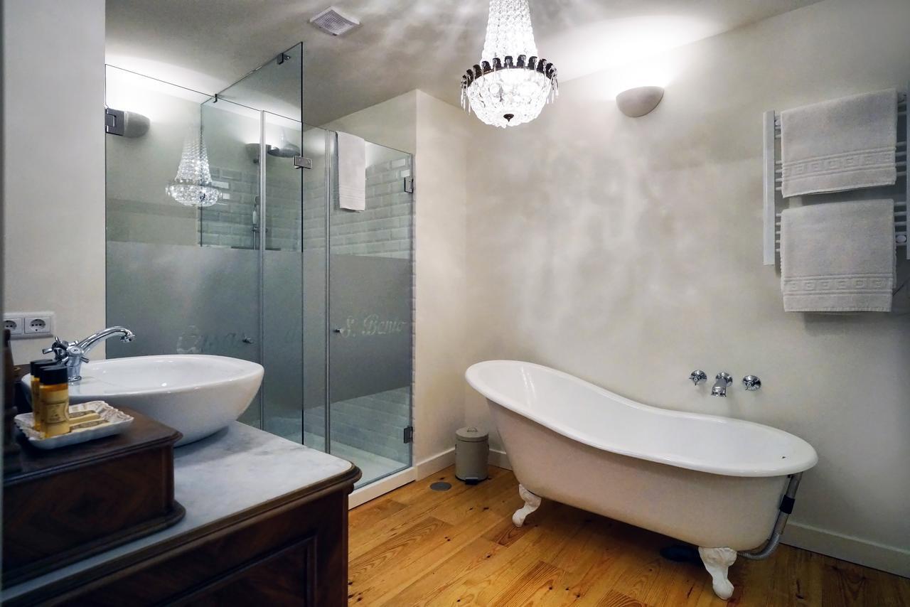 Quarto Deluxe com Cama de Casal ou 2 de Solteiro e Varanda
